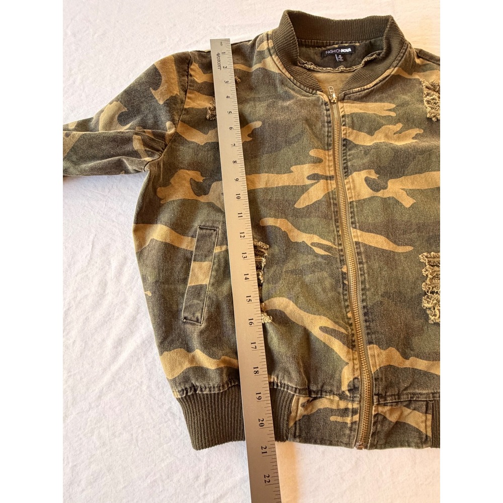 Fashion‎ Nova Camo Bomber Jacket M Green Distressed Ripped Cotton Zip Up J1006A - Picture 3 of 7